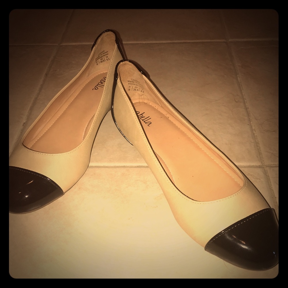 Abella Ballet Flats